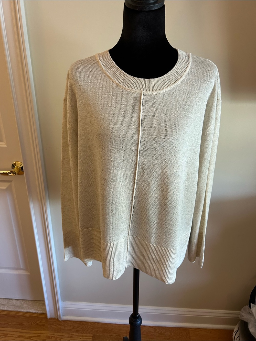 Max Studio Oyster Light Beige Crewneck Sweater with Center Seam